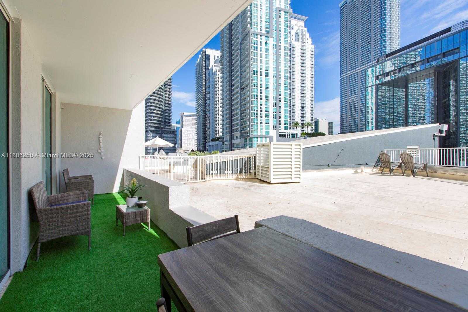 Small Image of 1250 SOUTH MIAMI AVE #904, Miami Number 3