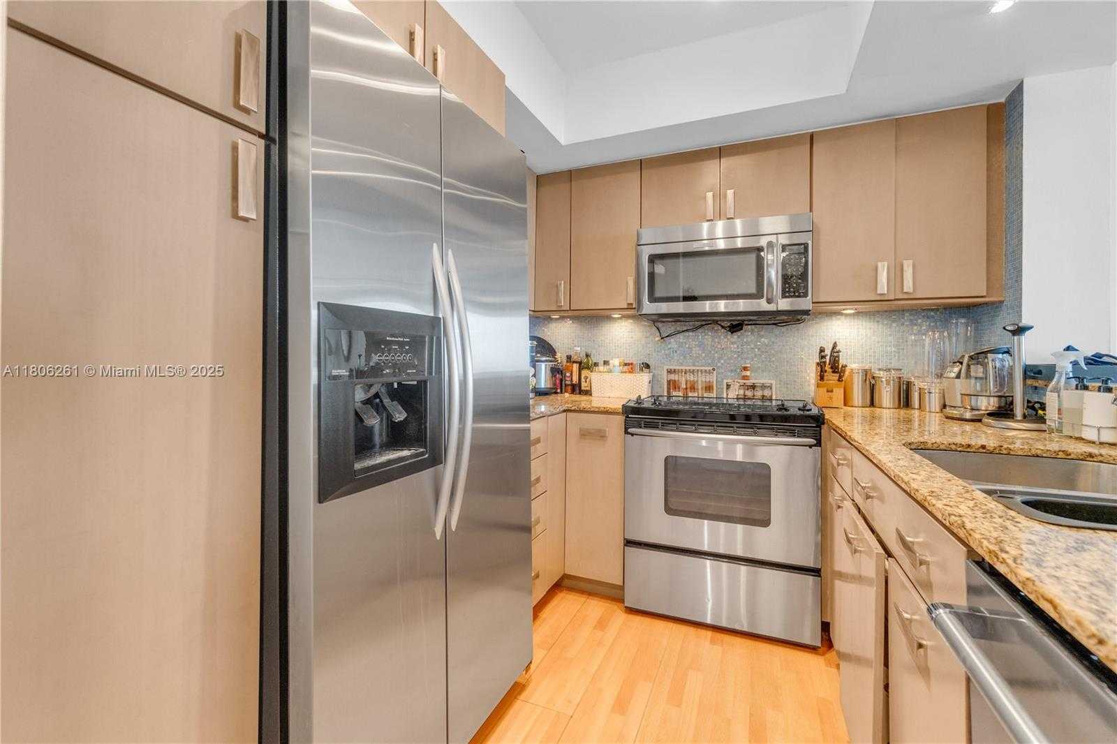 Small Image of 1900 SUNSET HARBOUR DR #1206, Miami Beach Number 5
