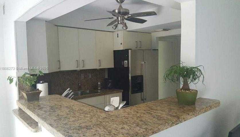 Small Image of 17560 ATLANTIC BLVD #411, Sunny Isles Beach Number 9