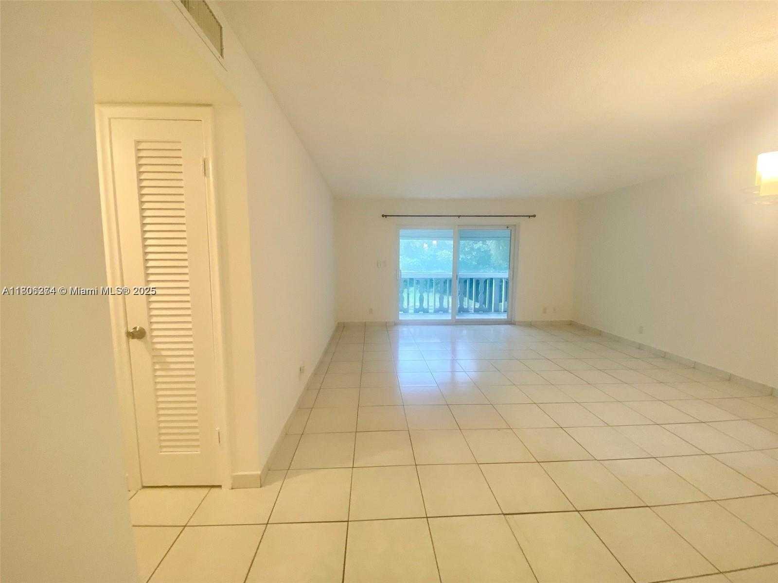 Small Image of 232 NORTH EAST 12TH AVE #207, Hallandale Beach Number 3