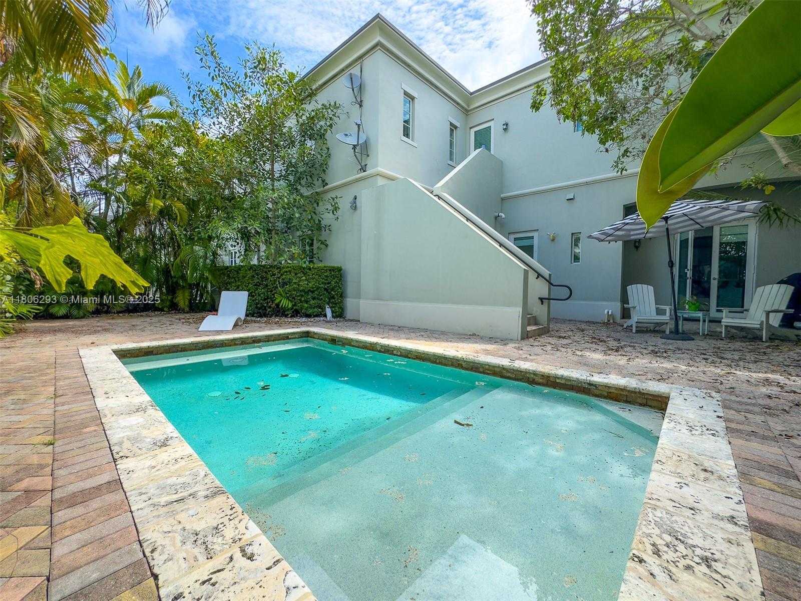 Small Image of 10170 SOUTH WEST 75TH PL, Pinecrest Number 15