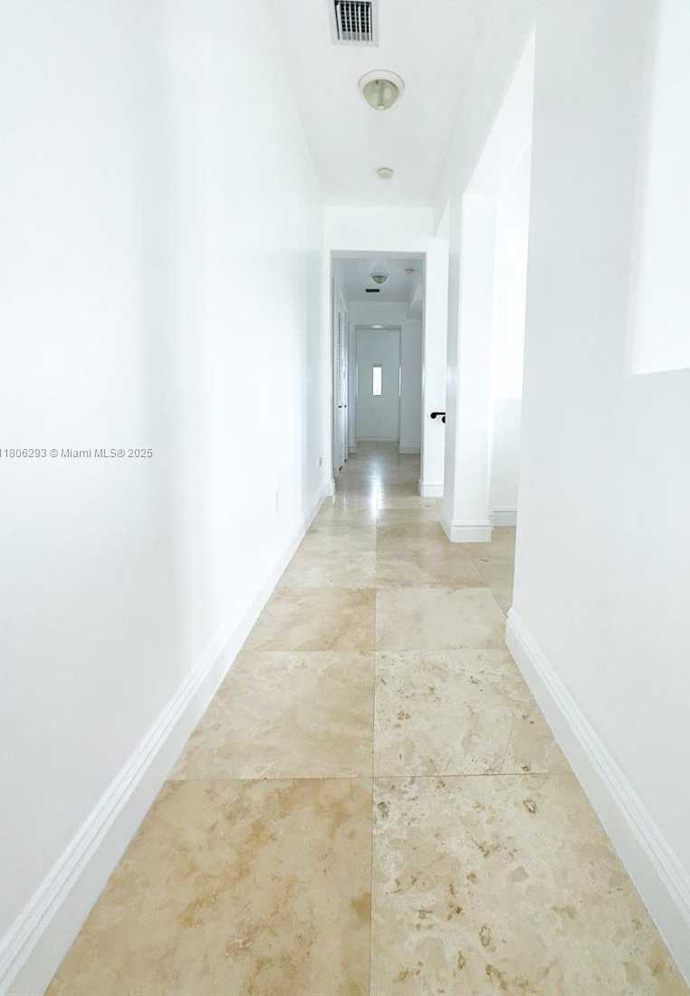 Small Image of 10170 SOUTH WEST 75TH PL, Pinecrest Number 20
