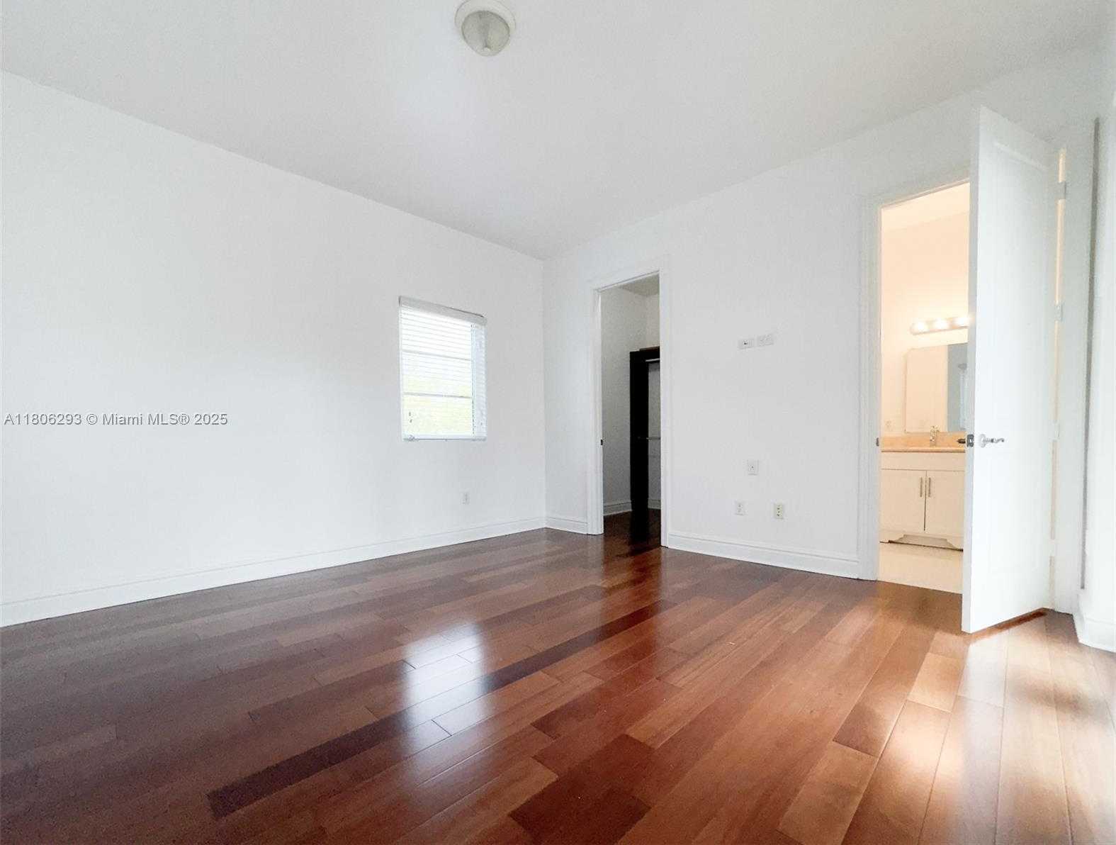 Small Image of 10170 SOUTH WEST 75TH PL, Pinecrest Number 30