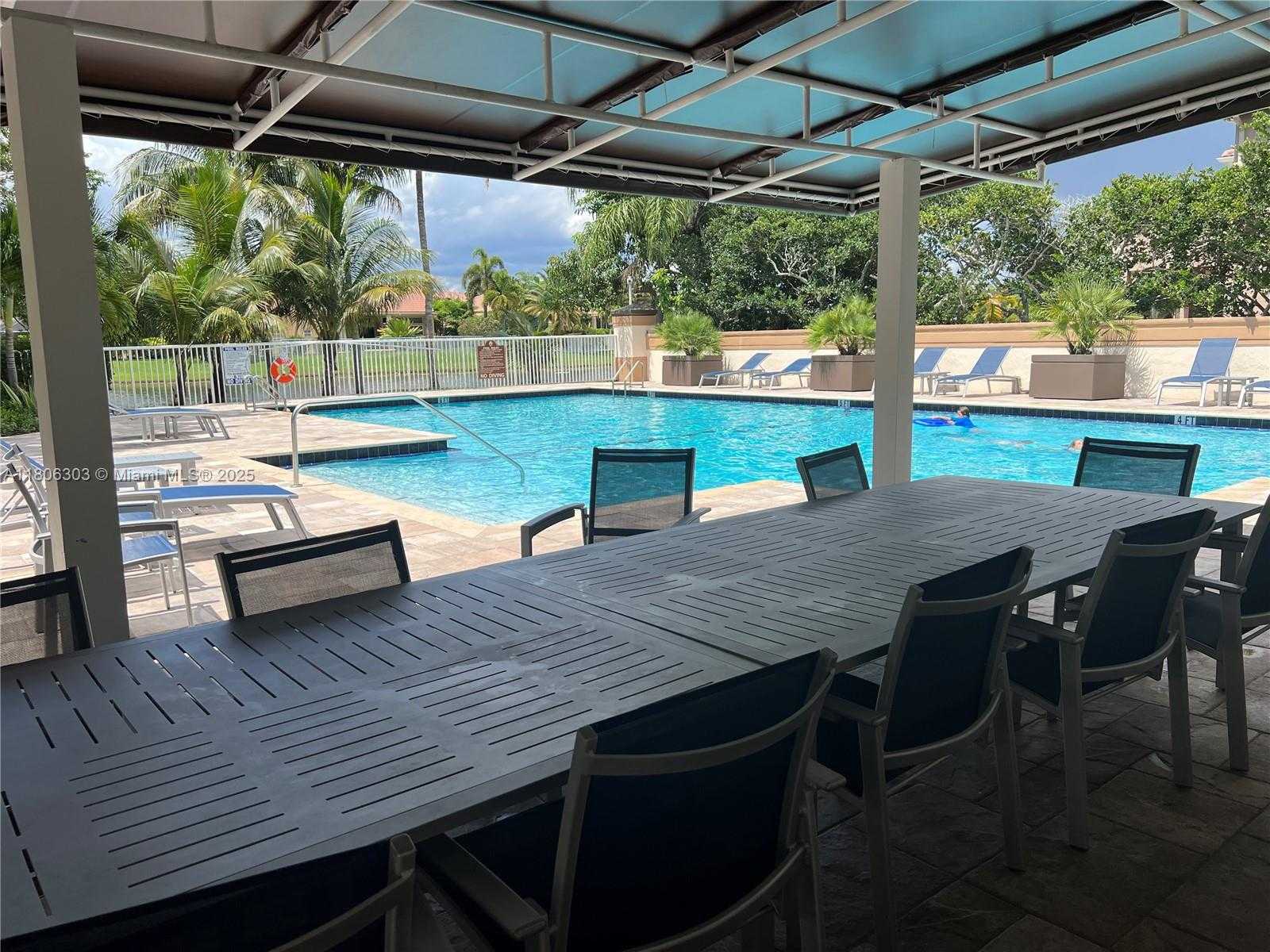 Small Image of 460 CAMERON DR, Weston Number 18