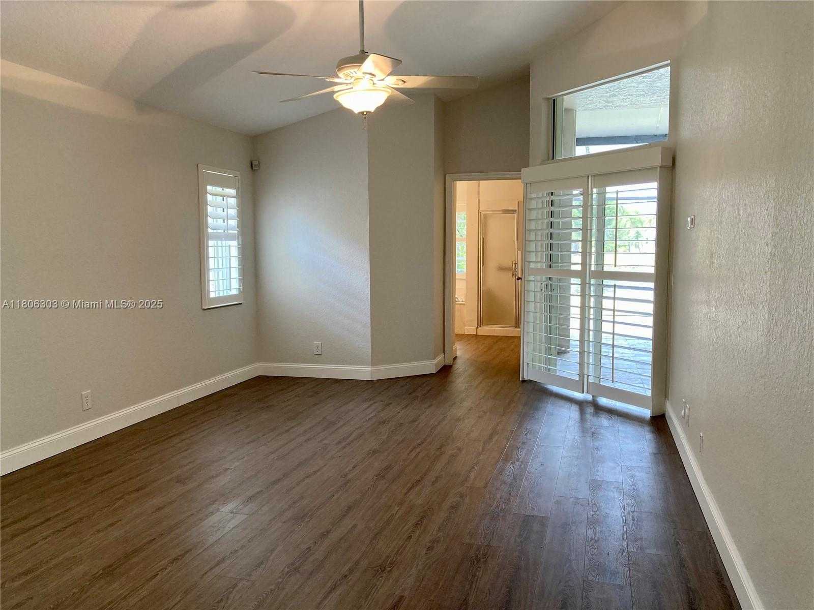 Small Image of 460 CAMERON DR, Weston Number 9