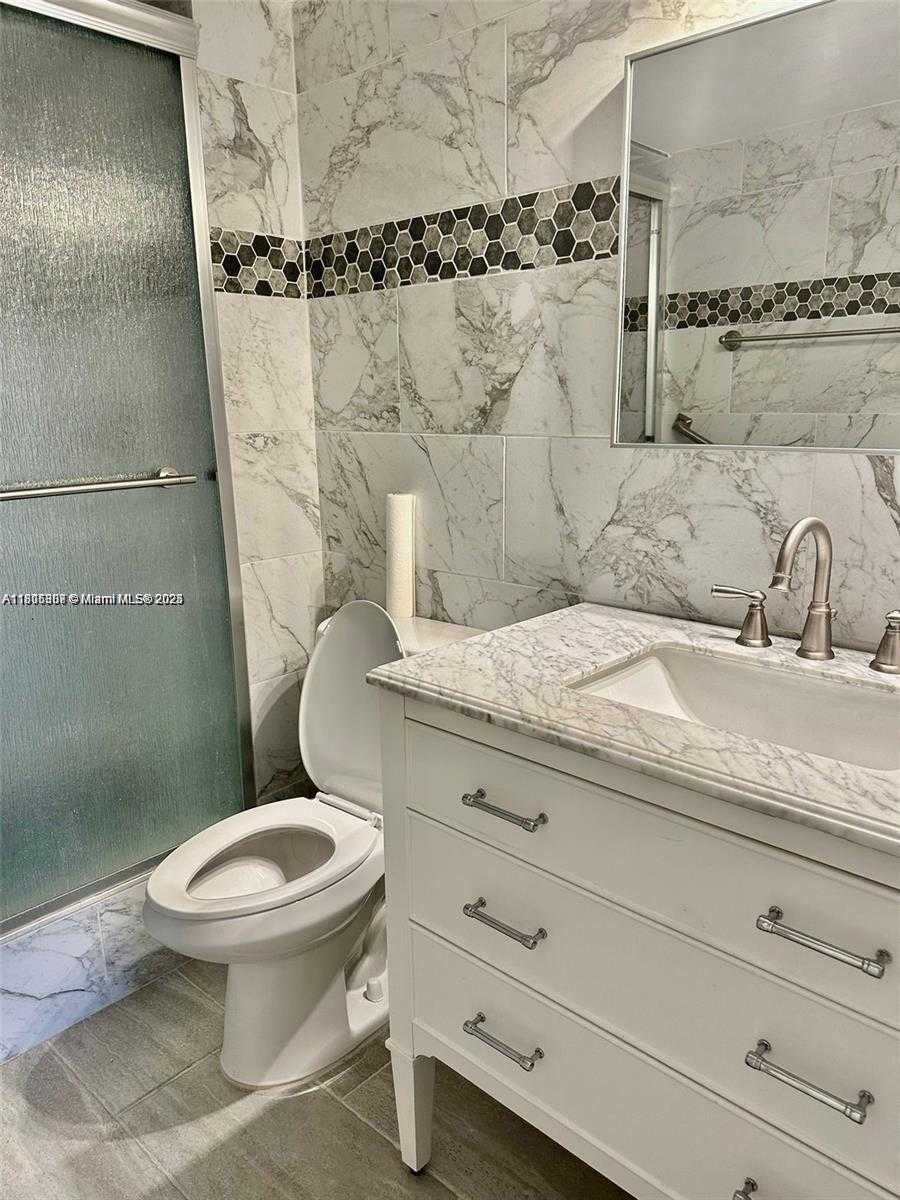 Small Image of 600 THREE ISLANDS BLVD #703, Hallandale Beach Number 17