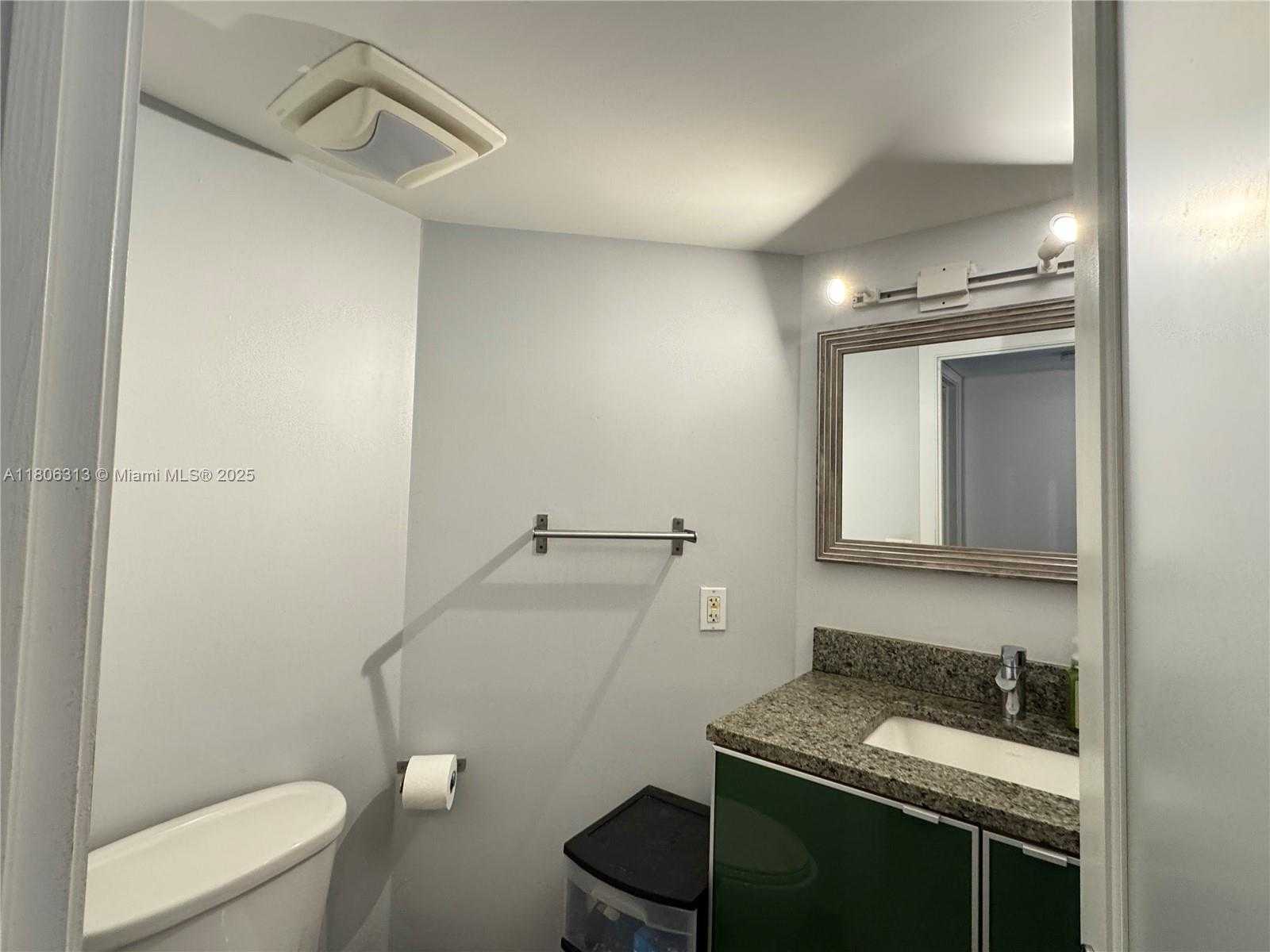 Small Image of 9701 FONTAINEBLEAU BLVD #C104, Miami Number 15