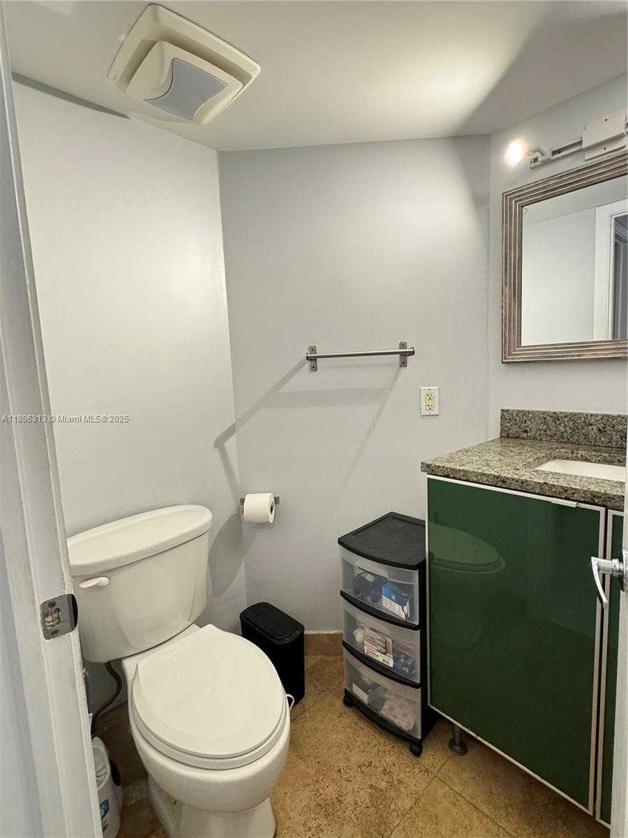 Small Image of 9701 FONTAINEBLEAU BLVD #C104, Miami Number 16