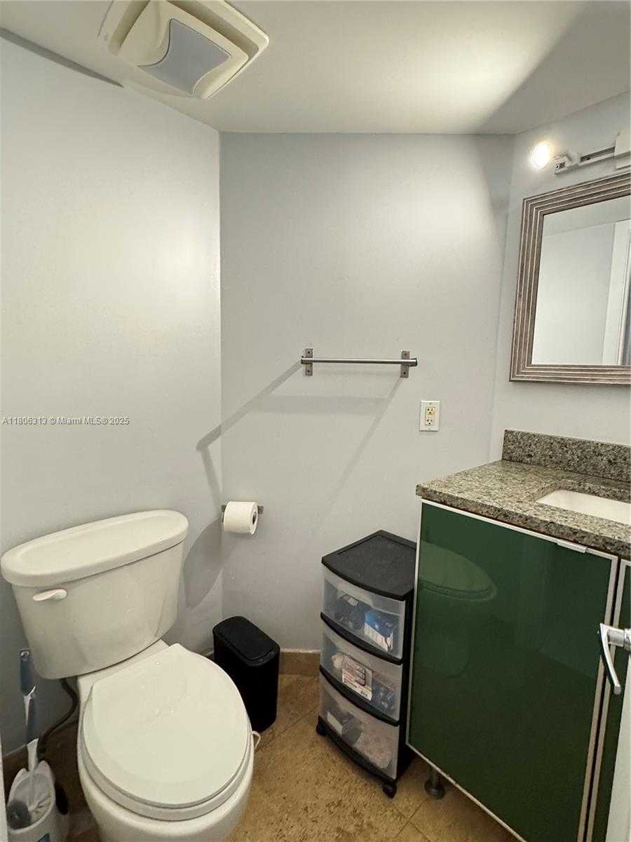 Small Image of 9701 FONTAINEBLEAU BLVD #C104, Miami Number 17
