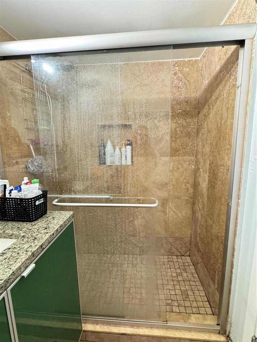 Small Image of 9701 FONTAINEBLEAU BLVD #C104, Miami Number 18