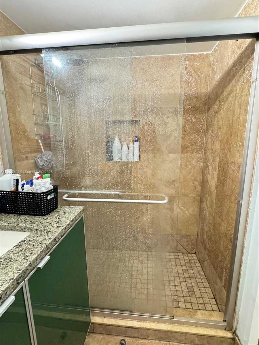 Small Image of 9701 FONTAINEBLEAU BLVD #C104, Miami Number 19