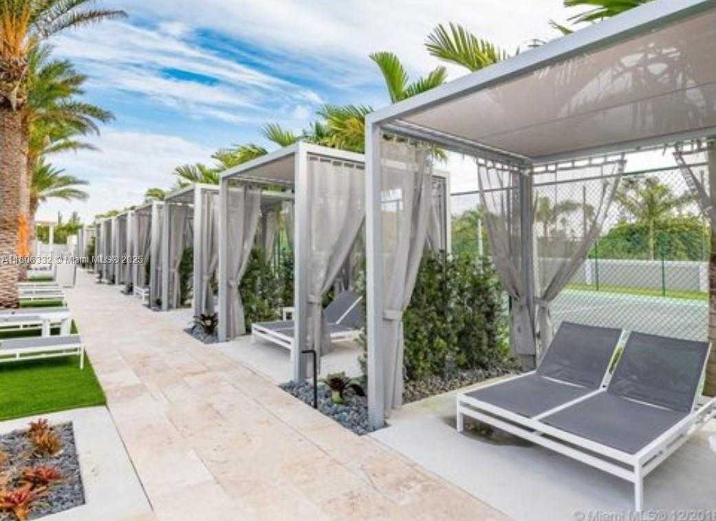 Small Image of 6660 NORTH WEST 105TH CT #6660, Doral Number 30
