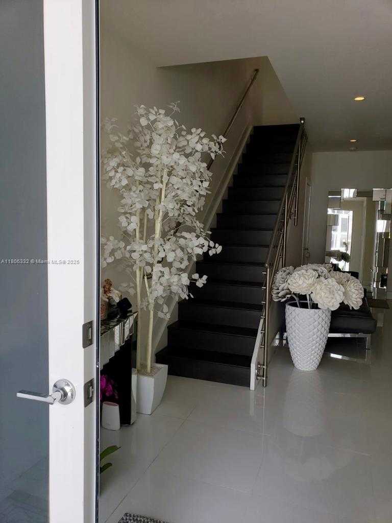 Small Image of 6660 NORTH WEST 105TH CT #6660, Doral Number 6