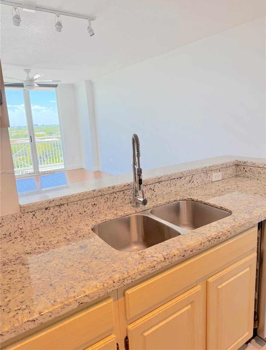 Small Image of 2665 SOUTH WEST 37TH AVE #1408, Miami Number 11