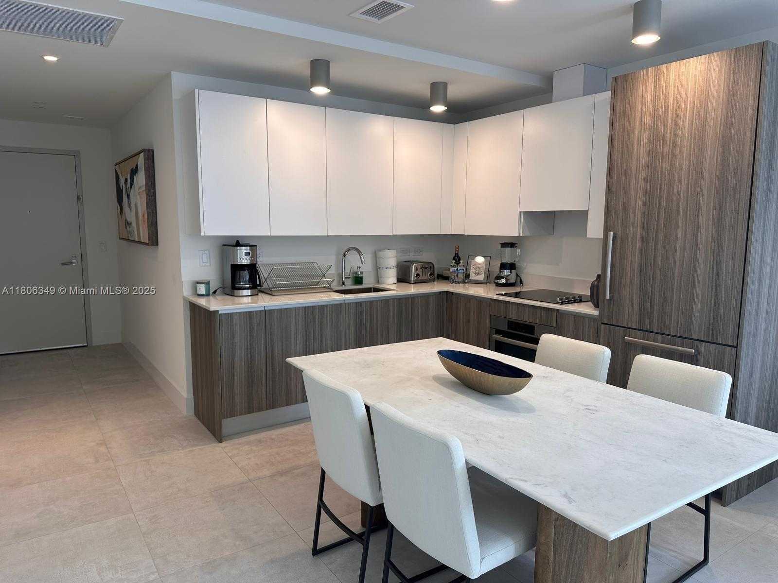 Small Image of 239 SOUTH WEST 9TH ST #1901, Miami Number 5