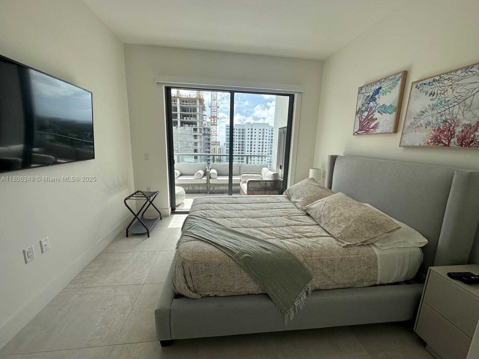 Small Image of 239 SOUTH WEST 9TH ST #1901, Miami Number 7