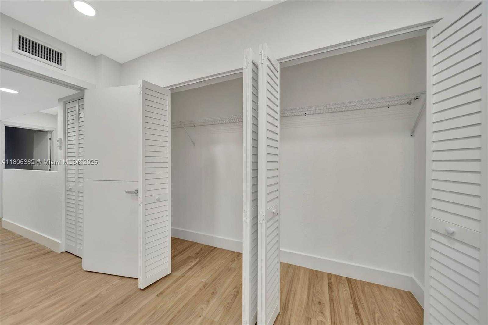Small Image of 245 NORTH WEST 109TH AVE #211, Miami Number 26