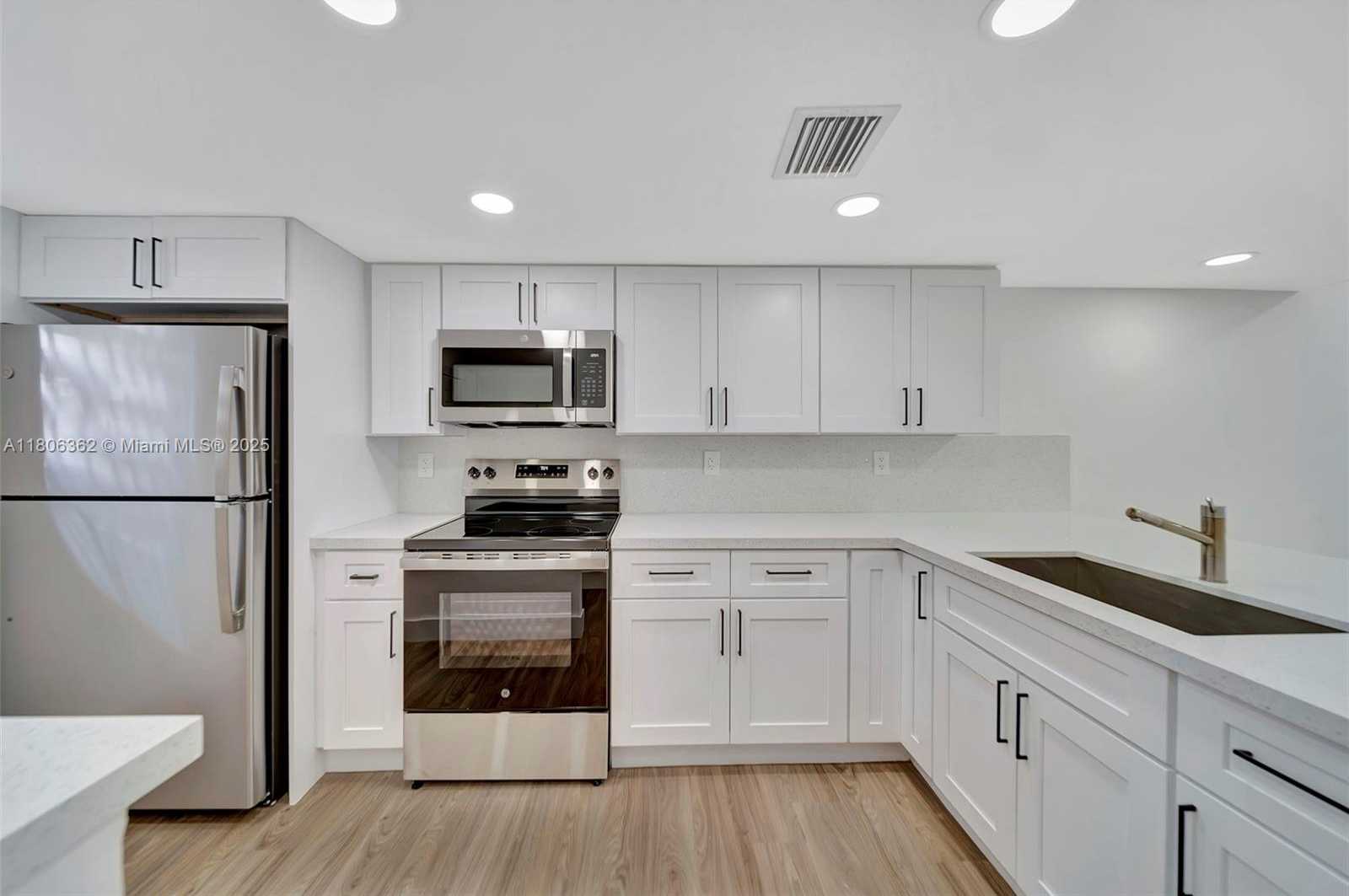 Small Image of 245 NORTH WEST 109TH AVE #211, Miami Number 5