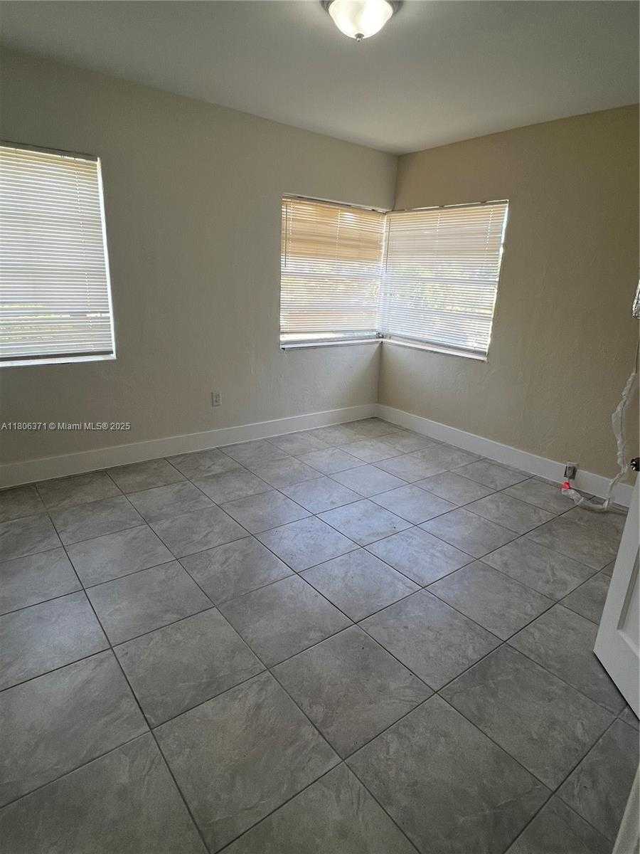 Small Image of 1104 SOUTH WEST 12TH CT #1106, Miami Number 4