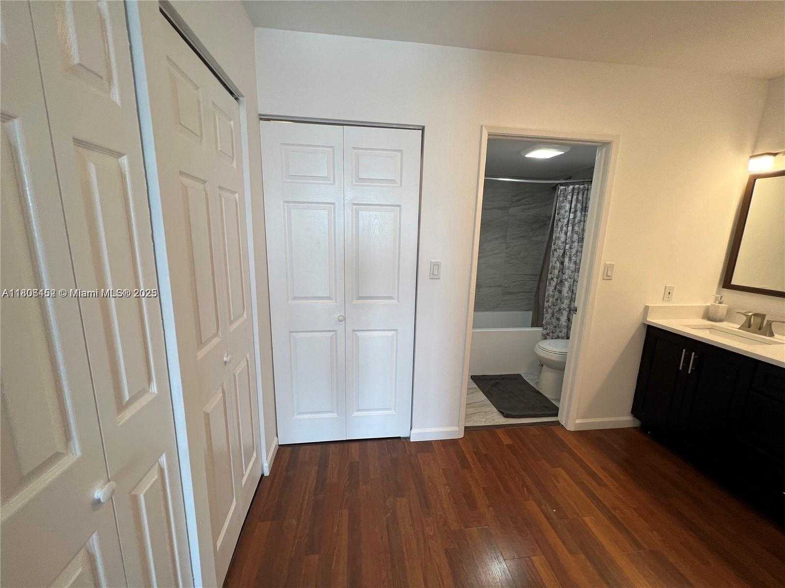 Small Image of 20515 EAST COUNTRY CLUB DR #645, Aventura Number 12