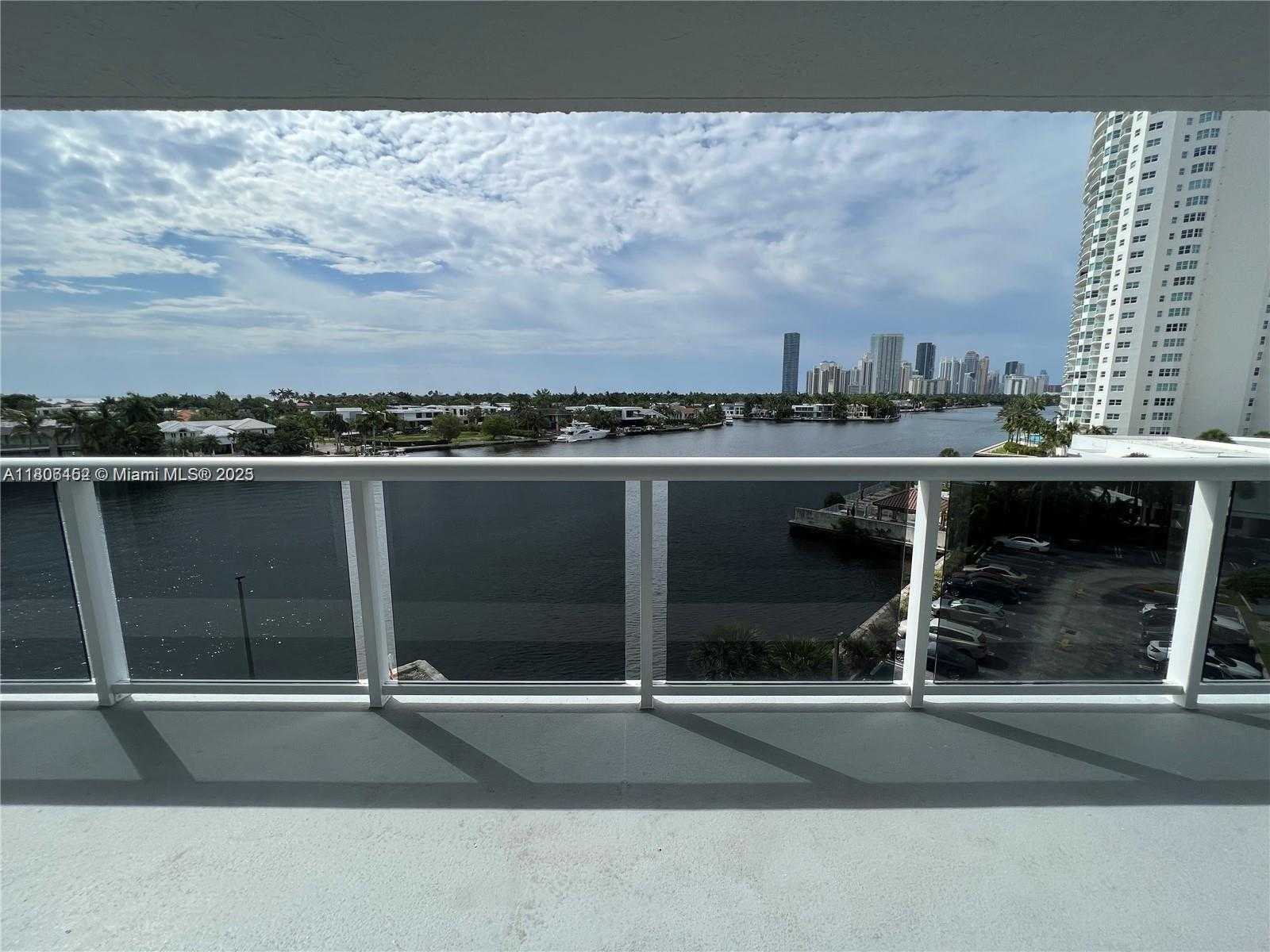 Small Image of 20515 EAST COUNTRY CLUB DR #645, Aventura Number 17