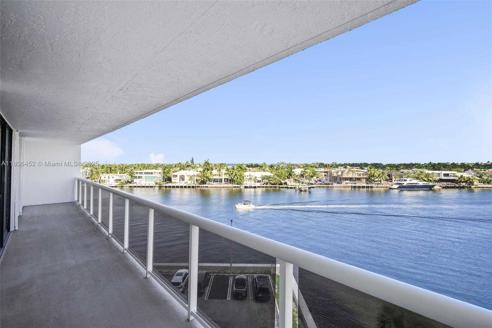 Small Image of 20515 EAST COUNTRY CLUB DR #645, Aventura Number 18