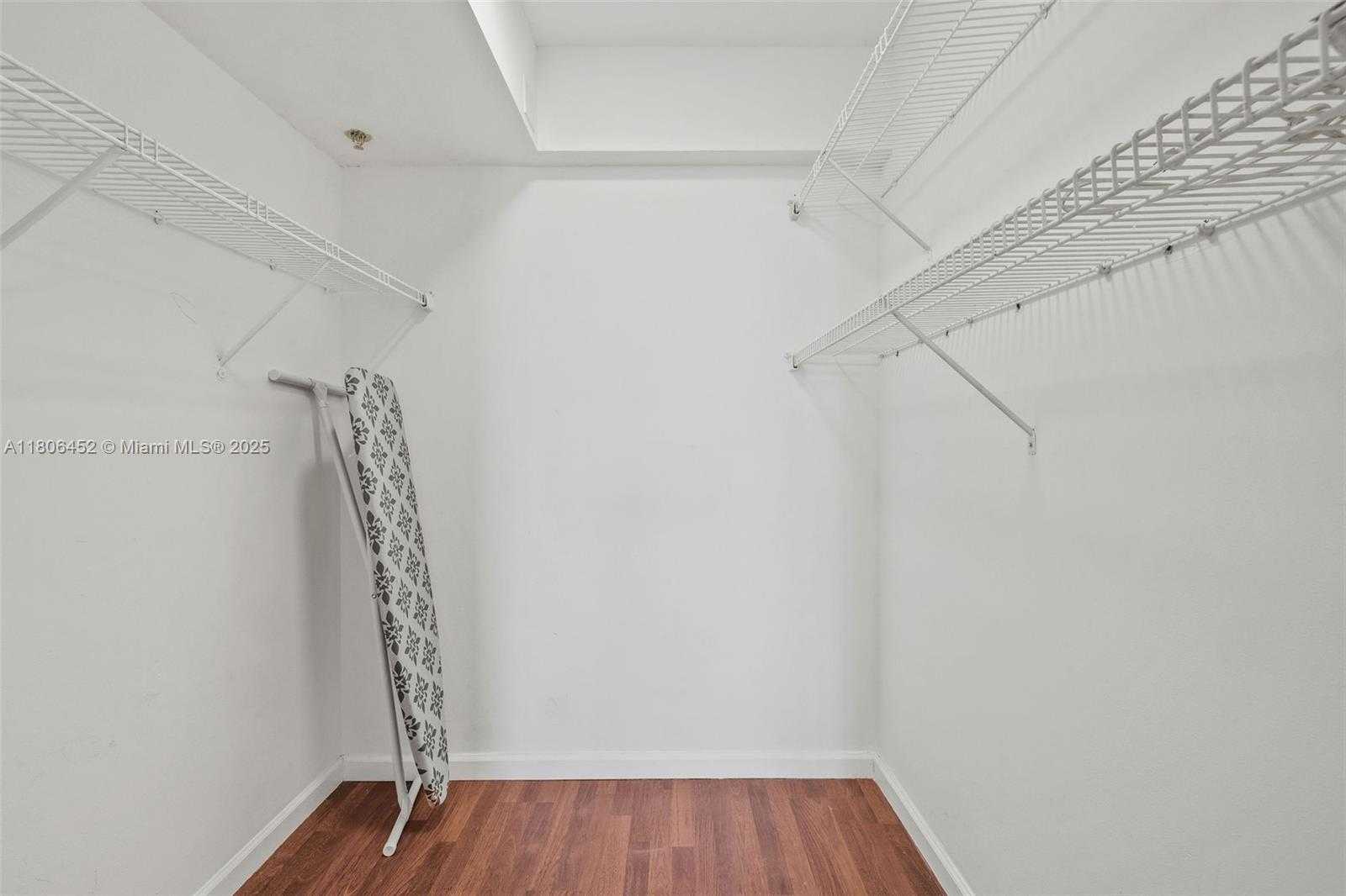 Small Image of 20515 EAST COUNTRY CLUB DR #645, Aventura Number 28