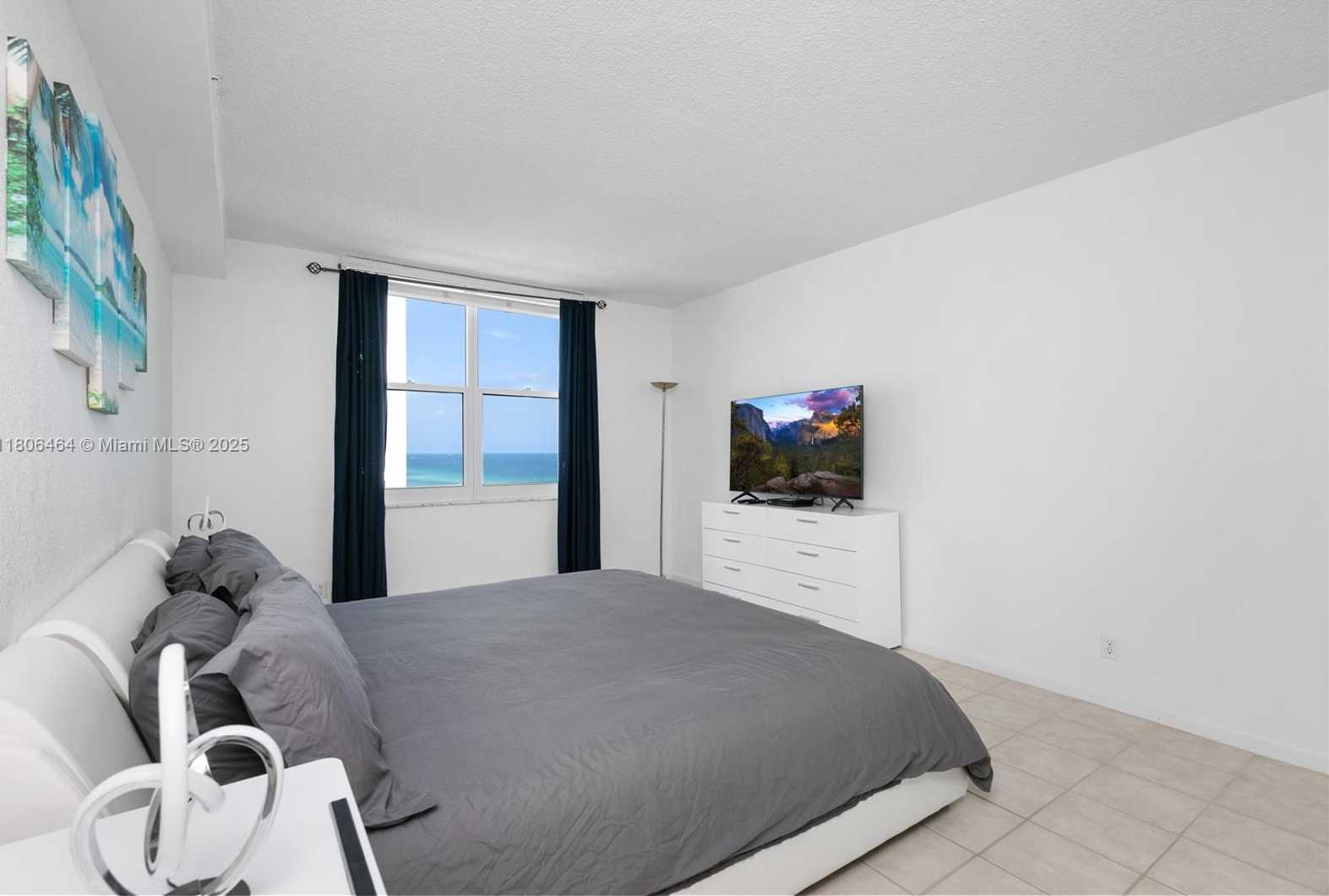 Small Image of 2501 SOUTH OCEAN DR #1008, Hollywood Number 9