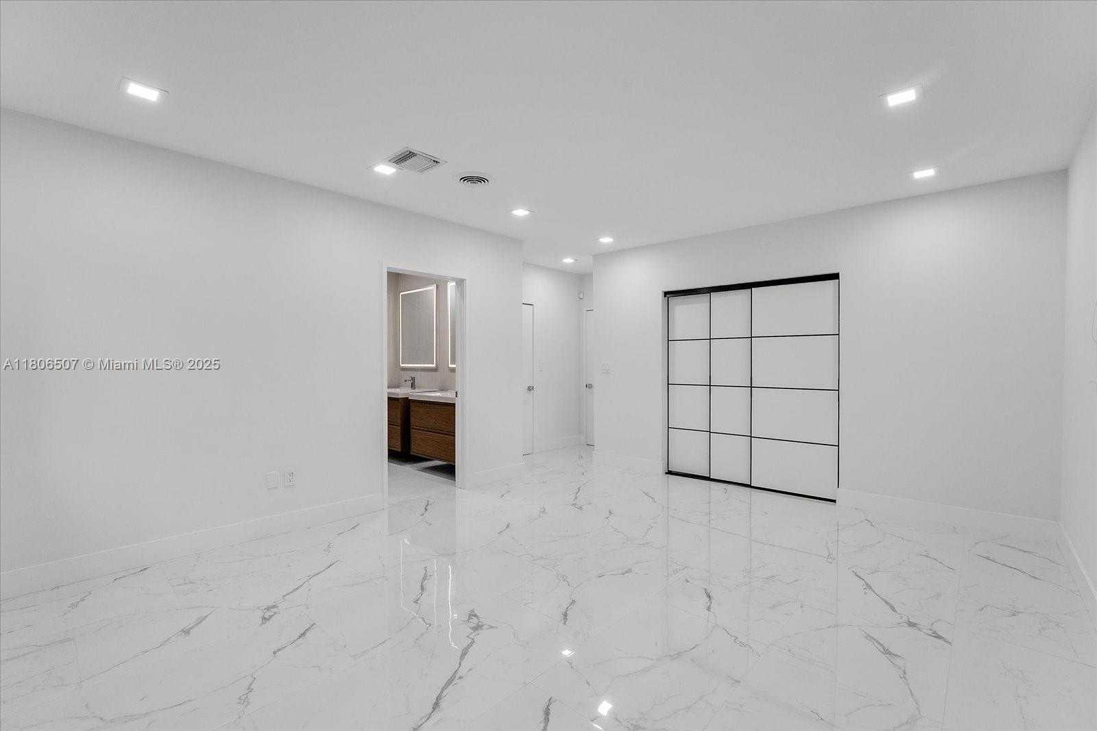 Small Image of 112 EAST 1ST CT, Miami Beach Number 10