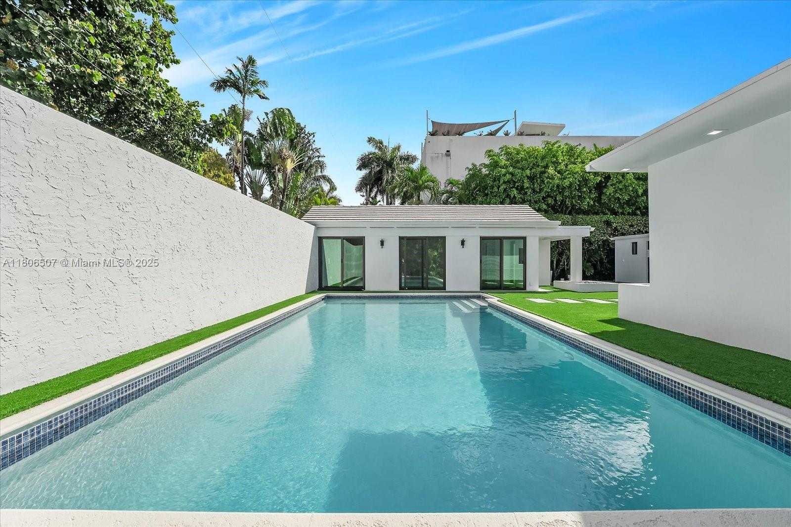 Small Image of 112 EAST 1ST CT, Miami Beach Number 29