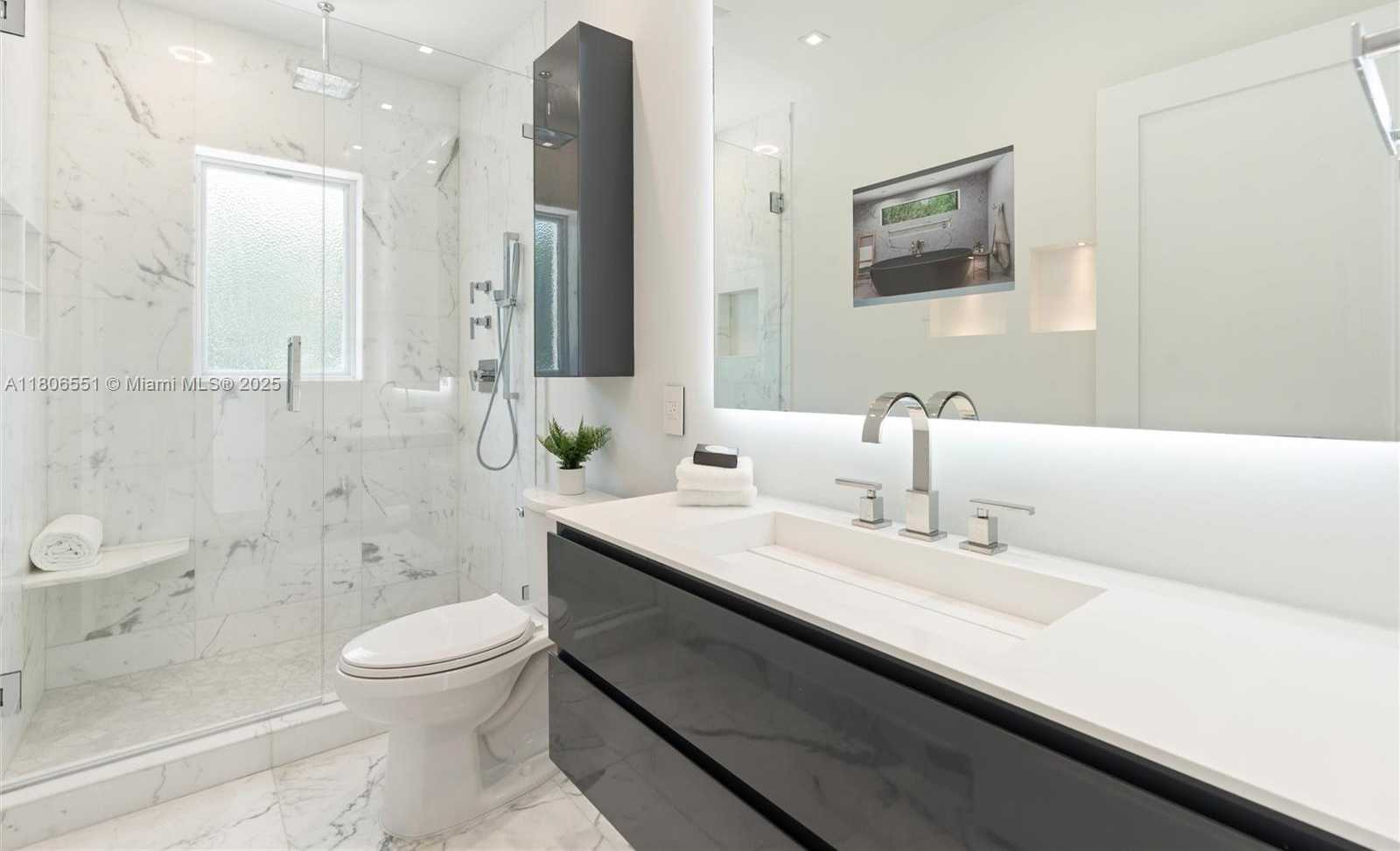 Small Image of 7810 HAWTHORNE AVE, Miami Beach Number 28
