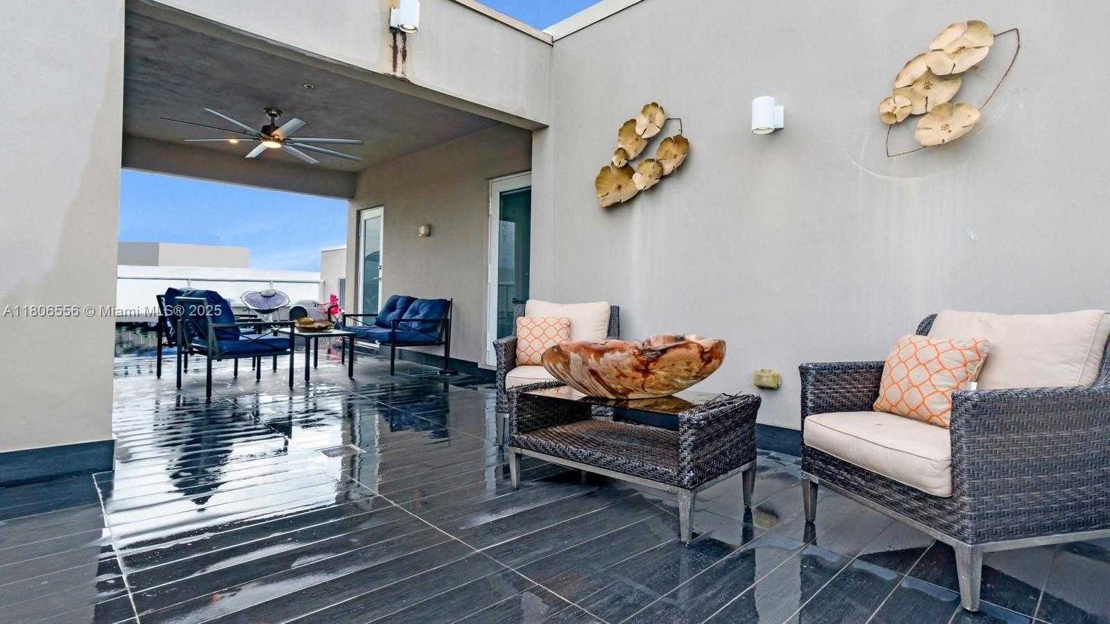 Small Image of 10545 NORTH WEST 66TH ST #10545, Doral Number 22
