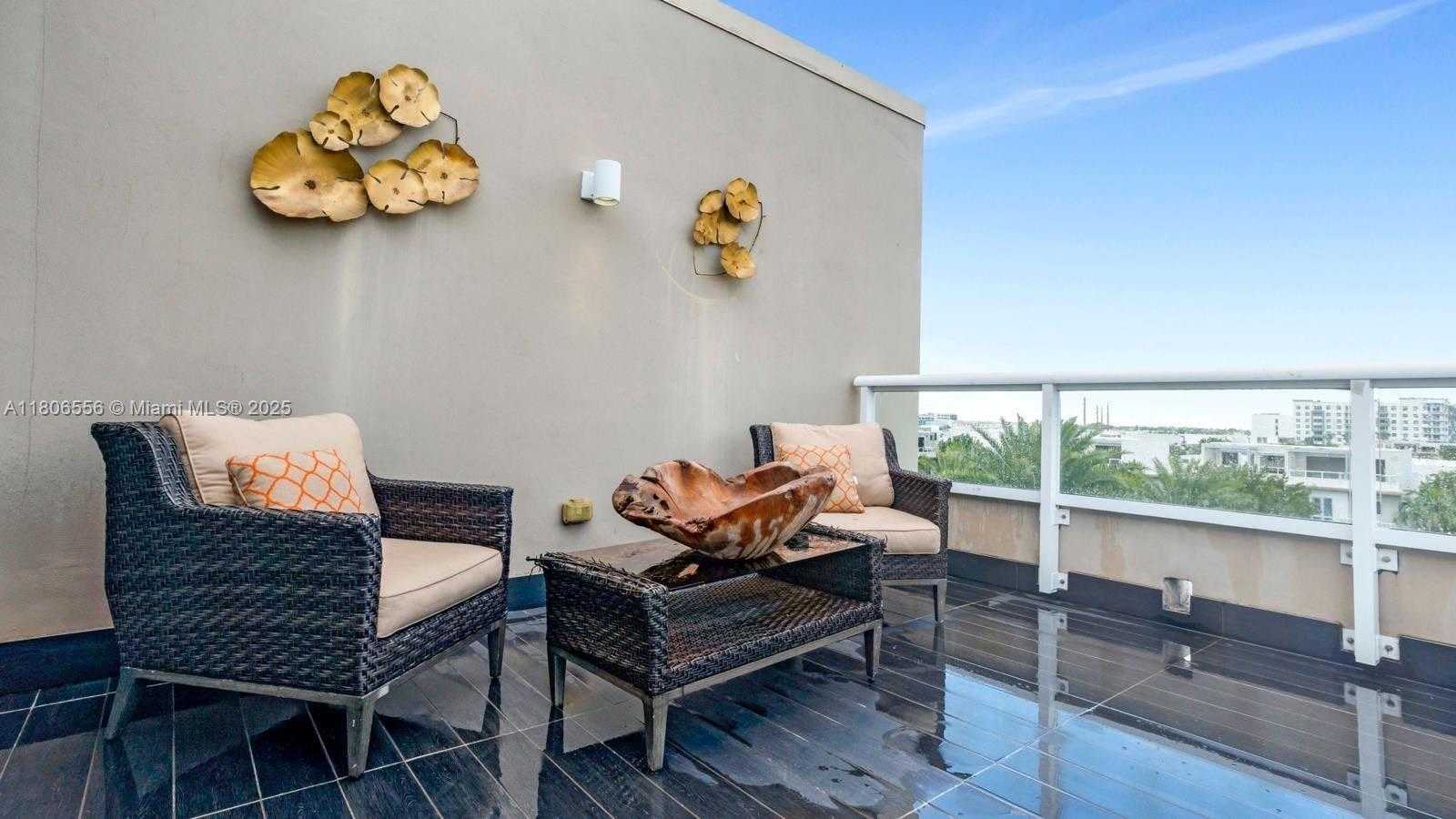 Small Image of 10545 NORTH WEST 66TH ST #10545, Doral Number 25