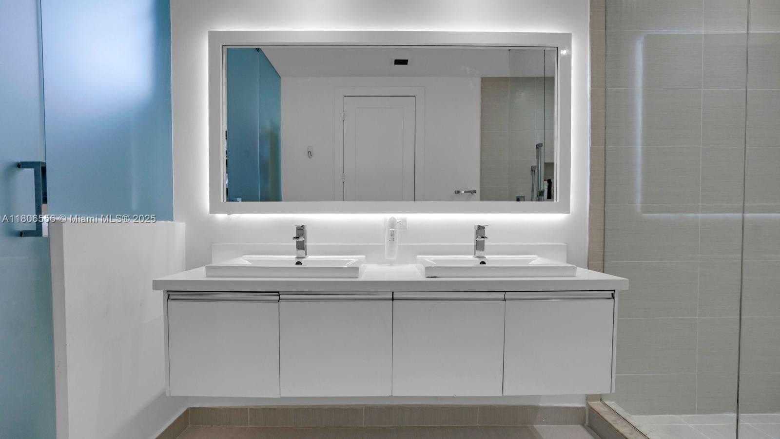 Small Image of 10545 NORTH WEST 66TH ST #10545, Doral Number 4