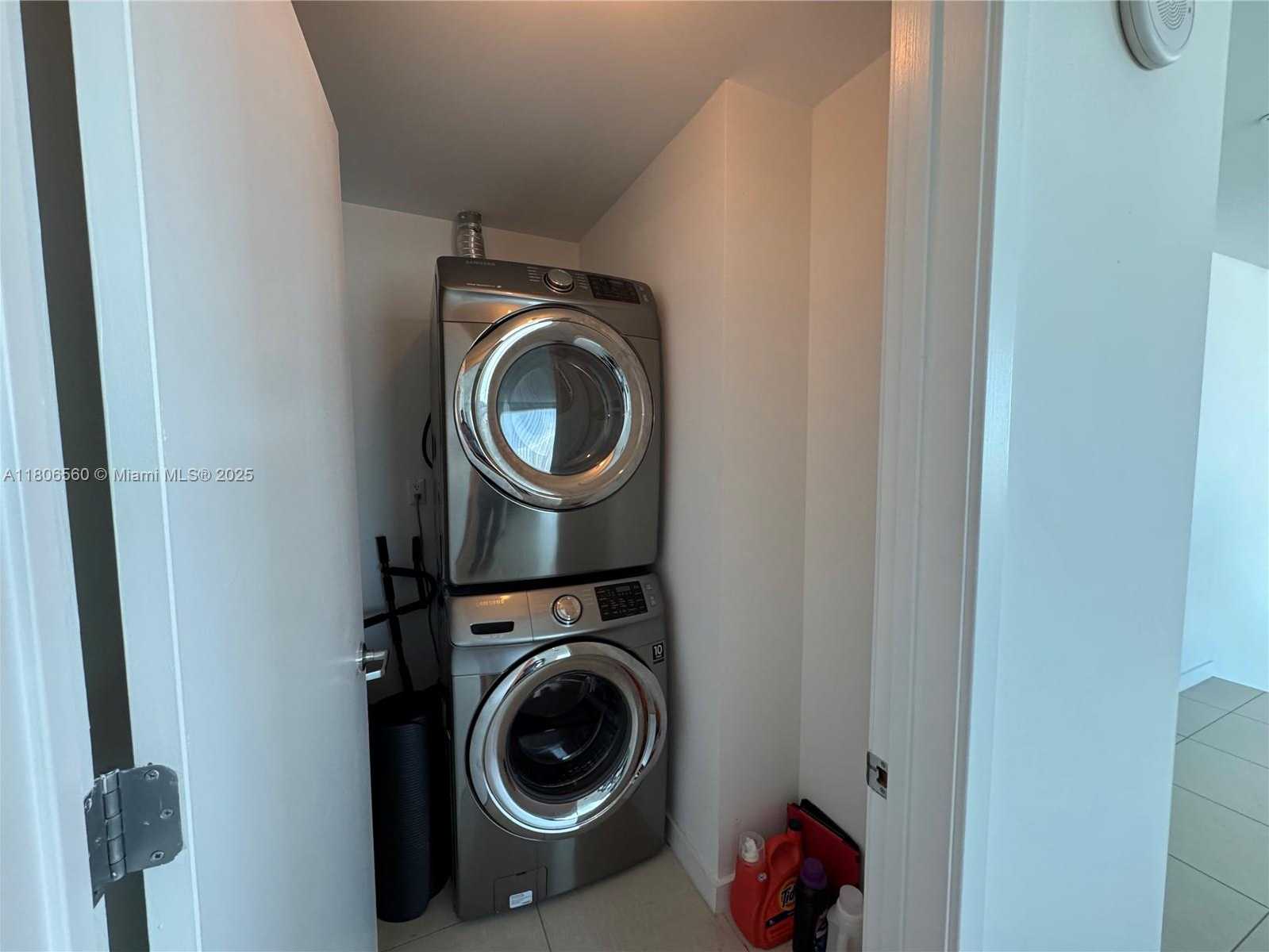 Small Image of 3301 NORTH EAST 1ST AVE #M0514, Miami Number 27