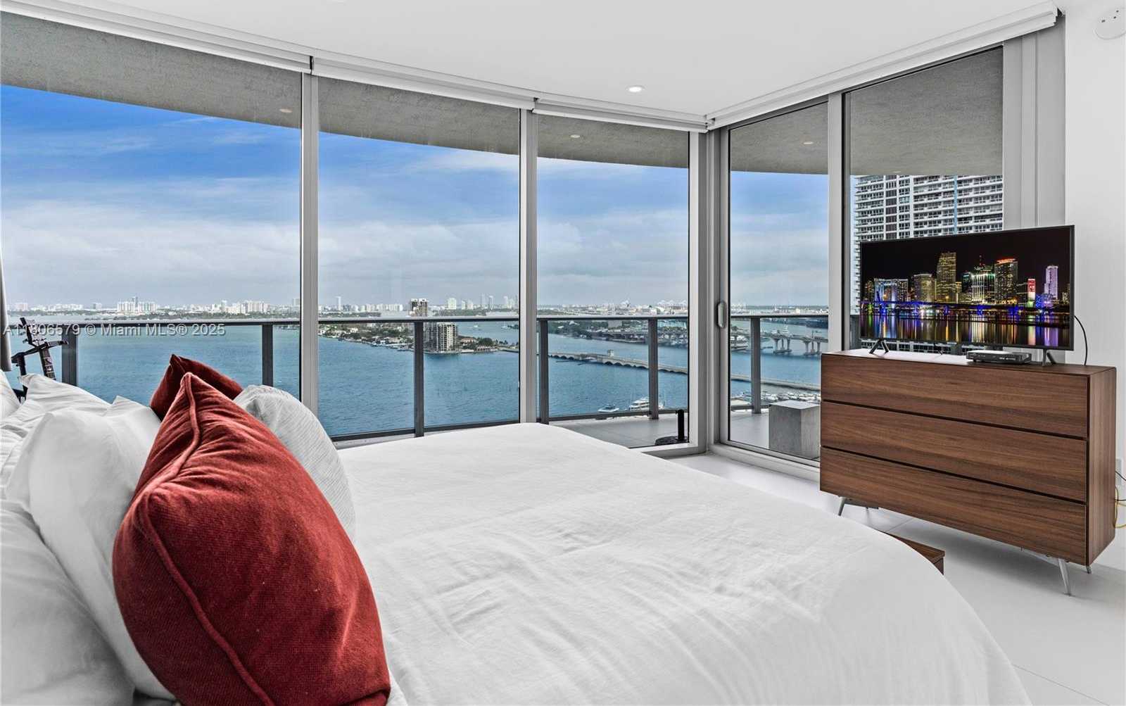 Small Image of 488 NORTH EAST 18TH ST #2212, Miami Number 2