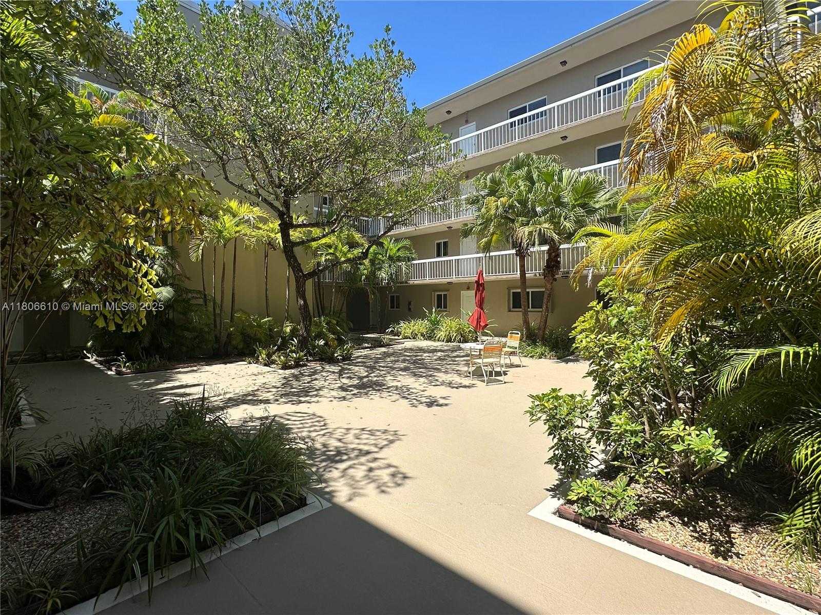 Small Image of 7740 CAMINO REAL #G-205, Miami Number 13