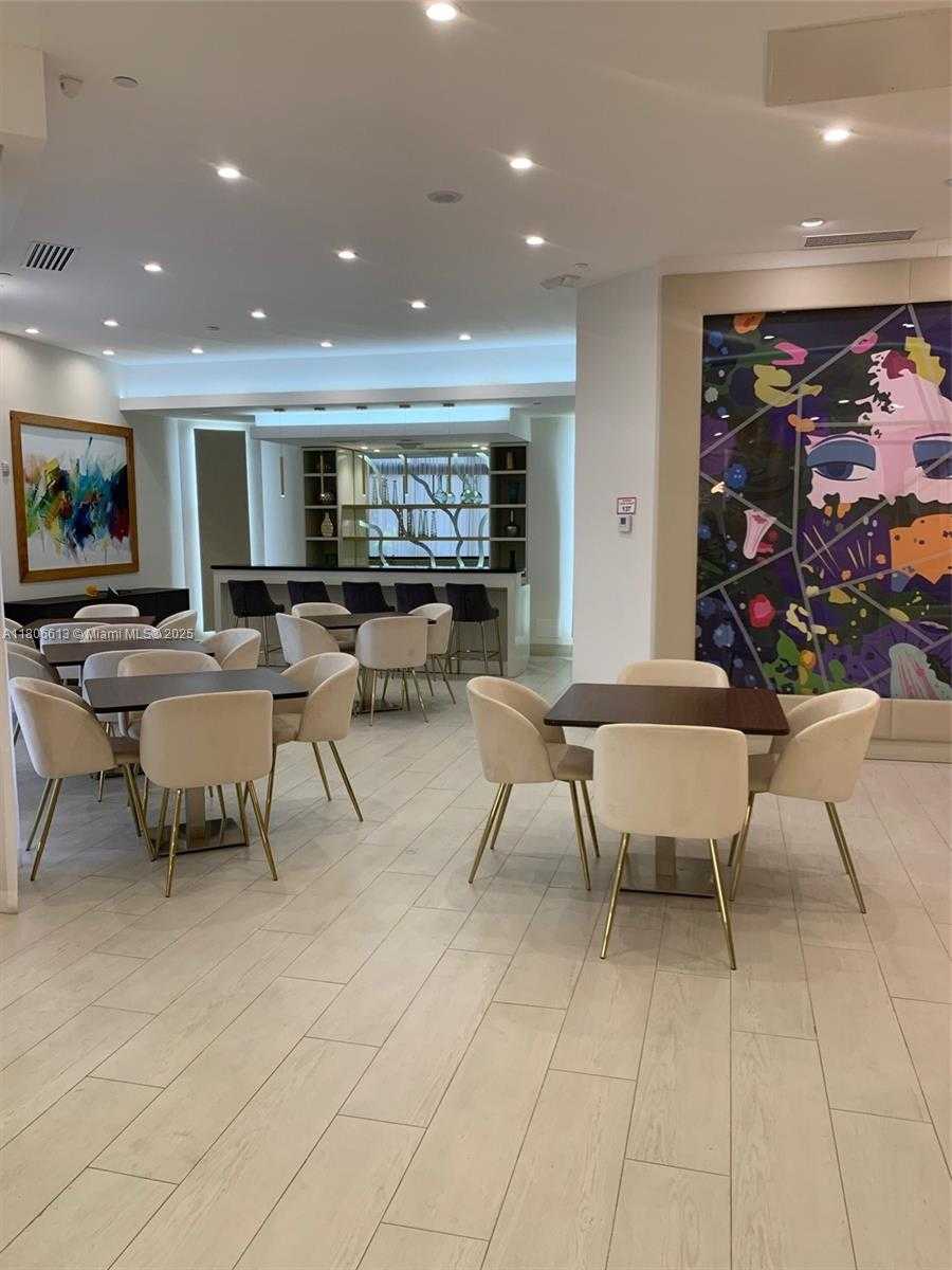 Small Image of 3610 YACHT CLUB DR #1204, Aventura Number 18