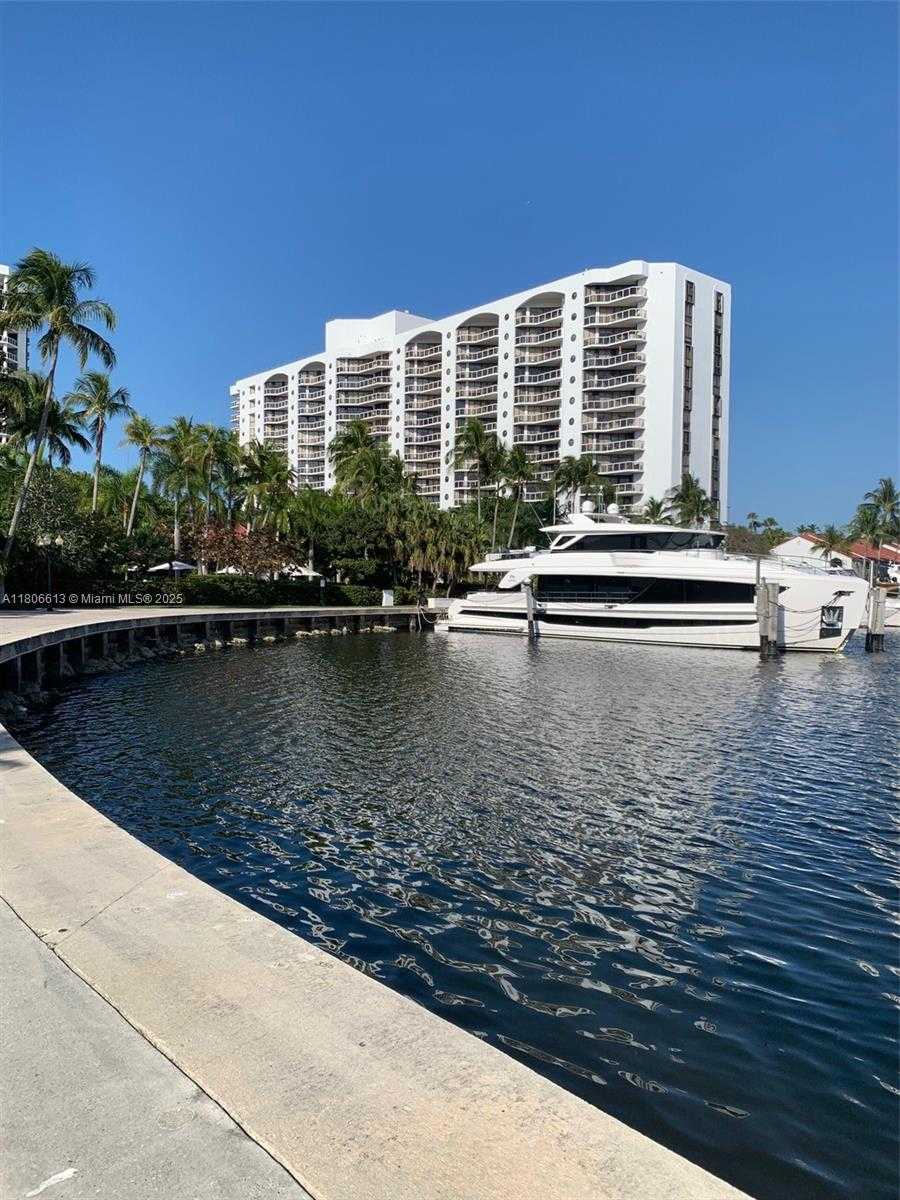 Small Image of 3610 YACHT CLUB DR #1204, Aventura Number 22