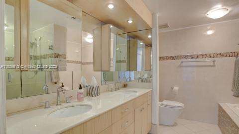 Small Image of 3610 YACHT CLUB DR #1204, Aventura Number 6