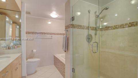 Small Image of 3610 YACHT CLUB DR #1204, Aventura Number 7
