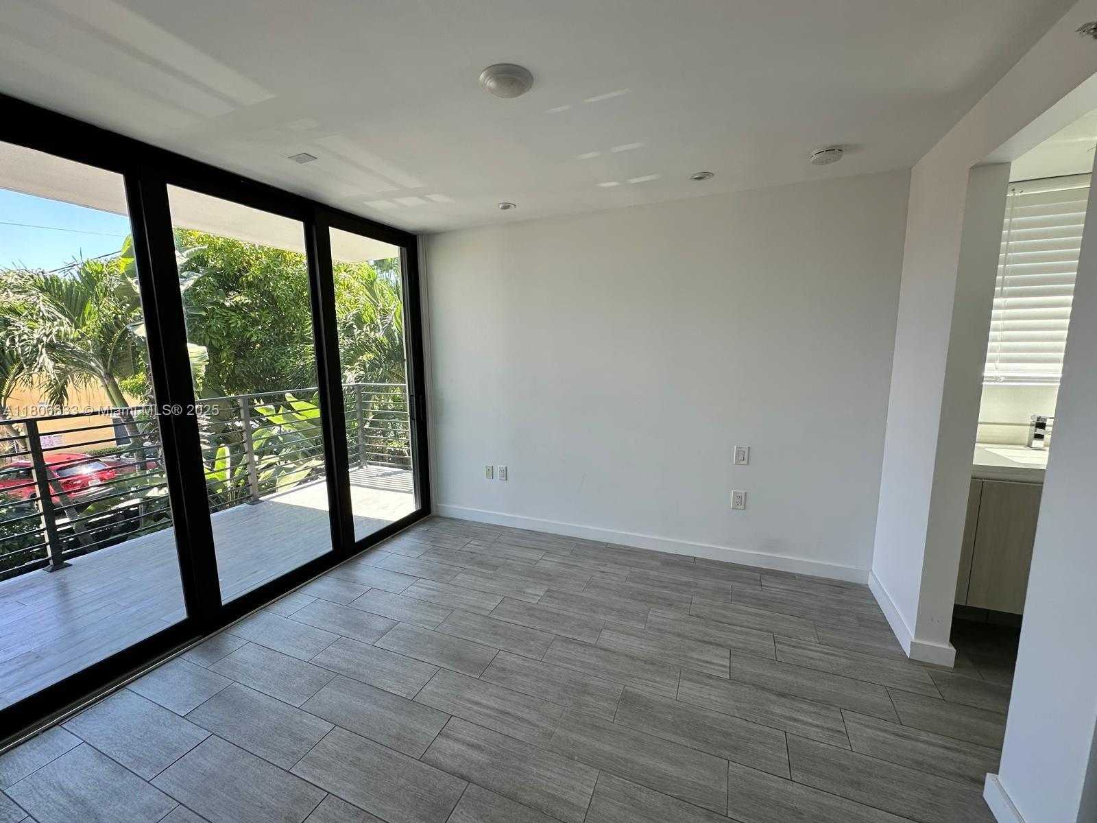 Small Image of 722 NORTH EAST 15TH AVE #2, Fort Lauderdale Number 14