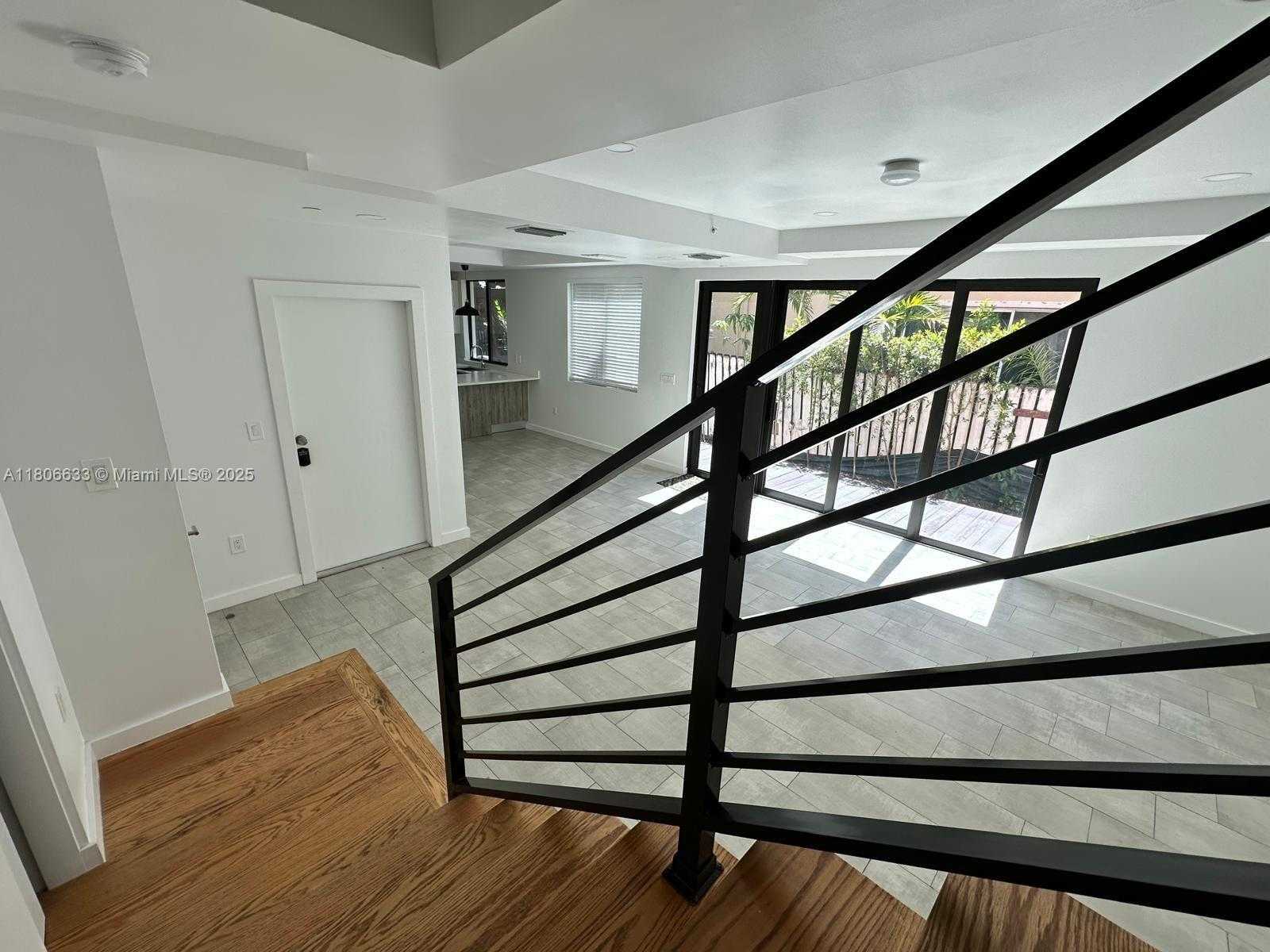Small Image of 722 NORTH EAST 15TH AVE #2, Fort Lauderdale Number 19