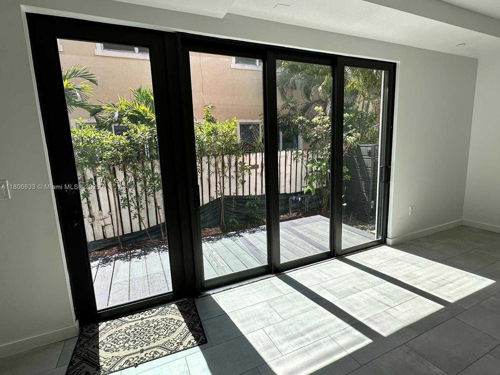 Small Image of 722 NORTH EAST 15TH AVE #2, Fort Lauderdale Number 21