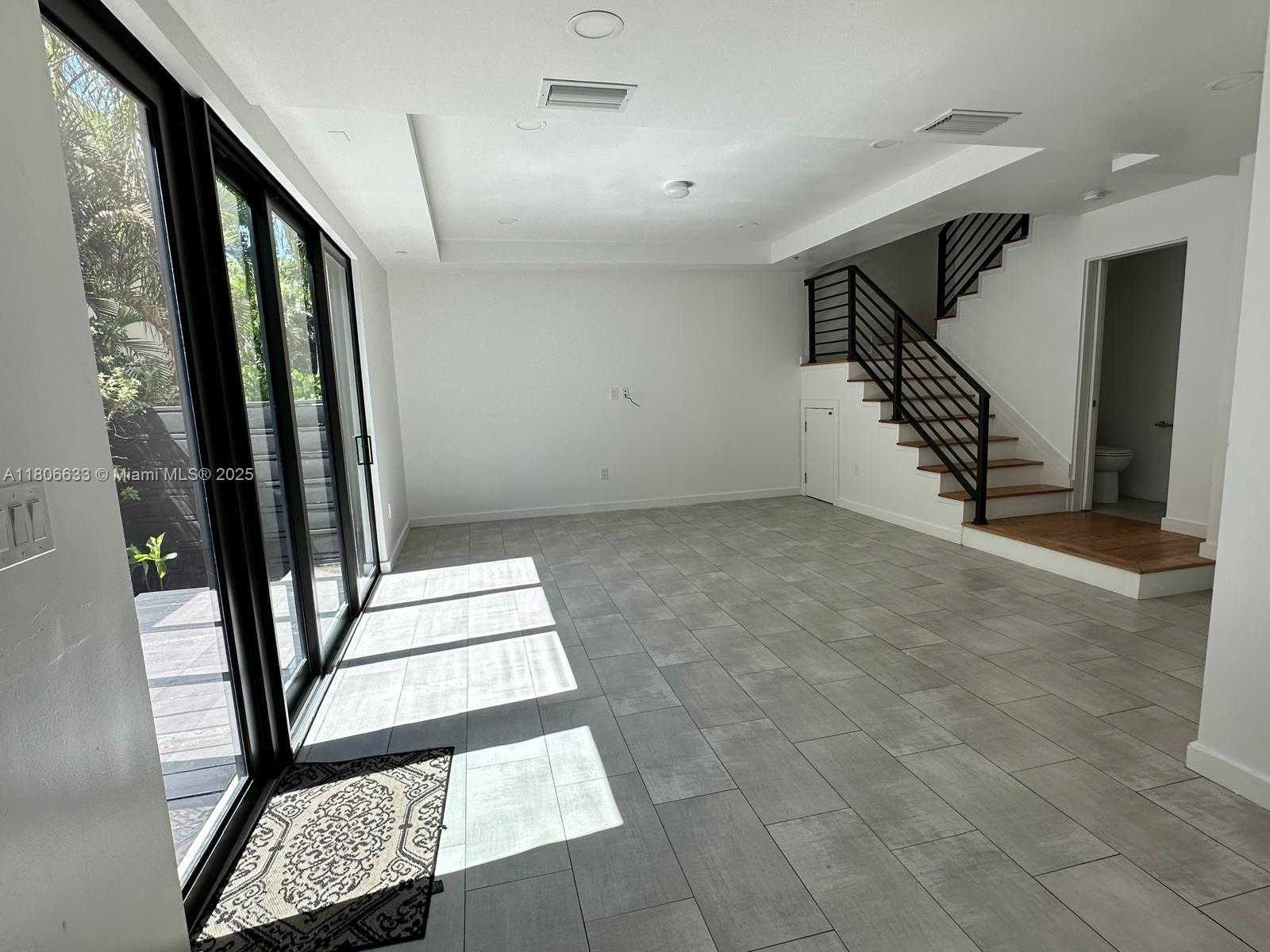 Small Image of 722 NORTH EAST 15TH AVE #2, Fort Lauderdale Number 27