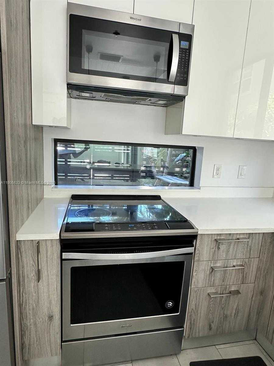 Small Image of 722 NORTH EAST 15TH AVE #2, Fort Lauderdale Number 31