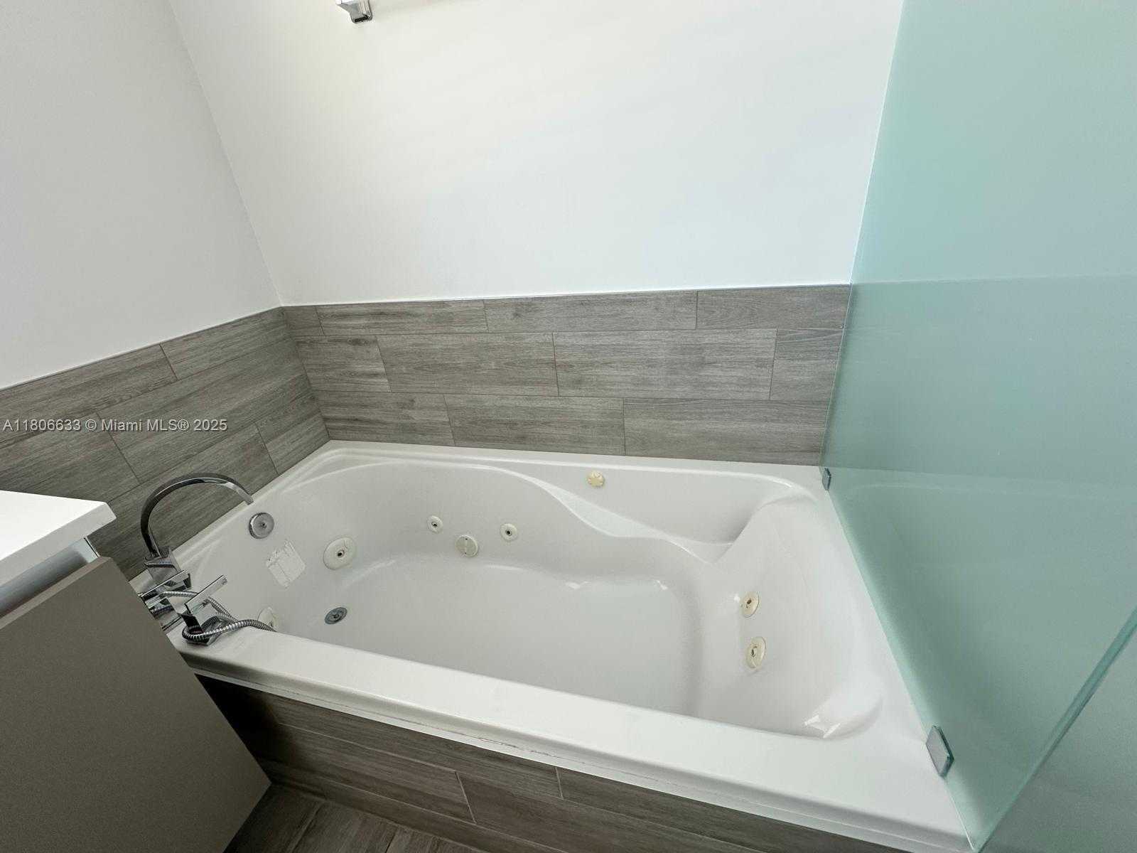 Small Image of 722 NORTH EAST 15TH AVE #2, Fort Lauderdale Number 5