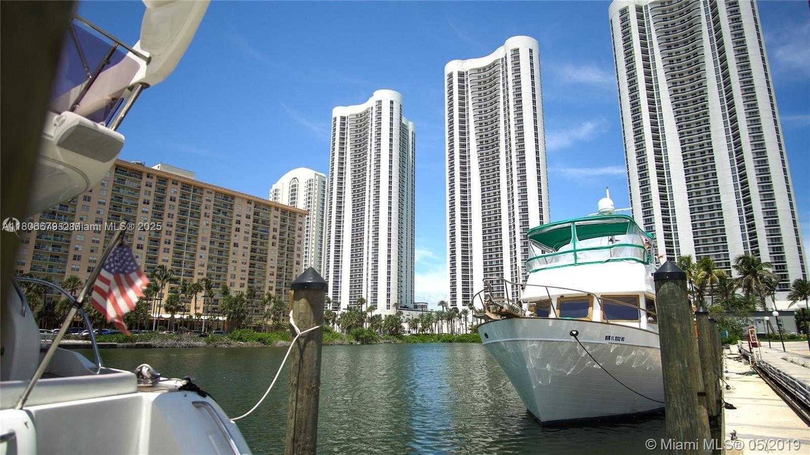 Small Image of 100 BAYVIEW DR #302, Sunny Isles Beach Number 26
