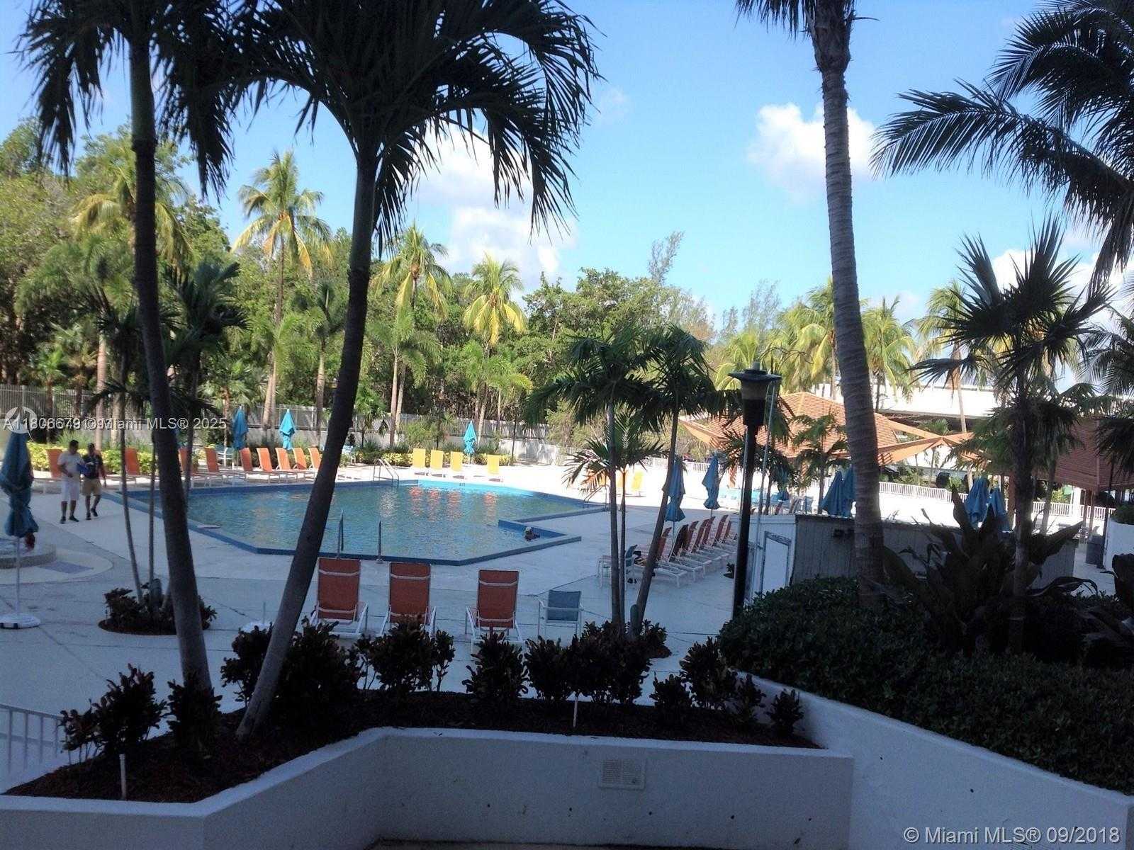 Small Image of 100 BAYVIEW DR #302, Sunny Isles Beach Number 30