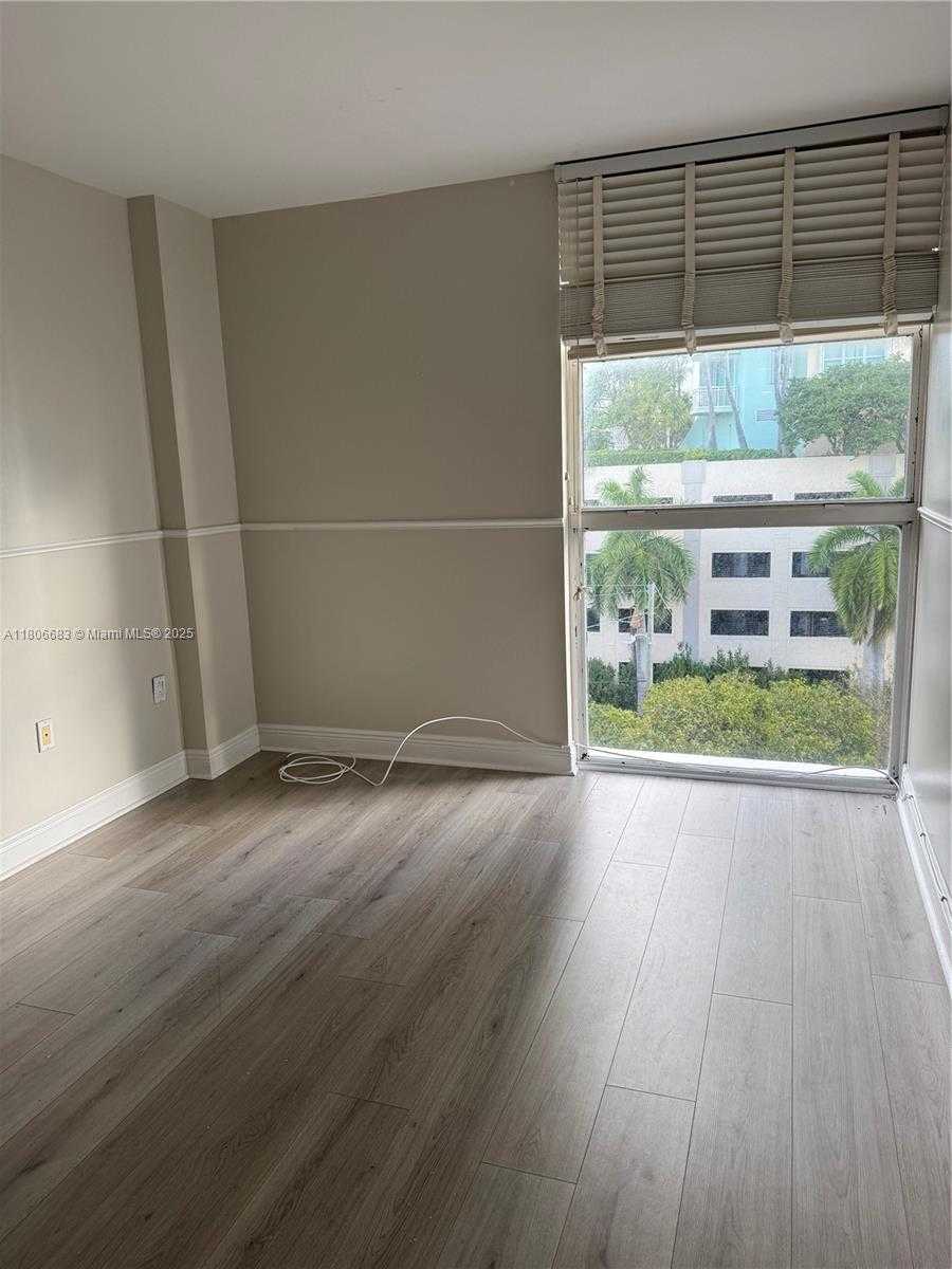 Small Image of 2501 BRICKELL AVE #602, Miami Number 12